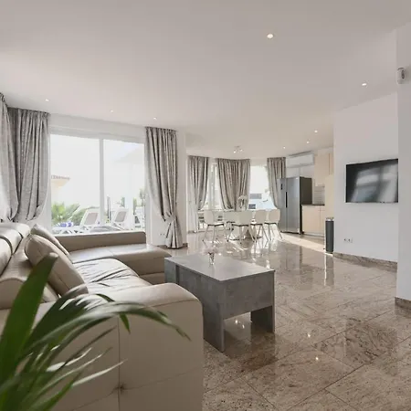 Boutique Experience Costa Adeje