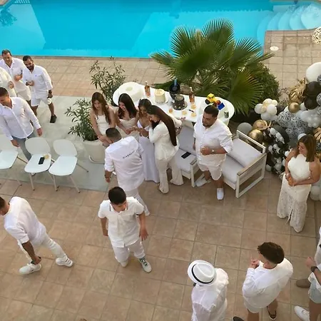 Boutique Experience * Costa Adeje