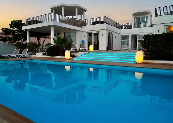 Boutique Experience Costa Adeje (Tenerife)